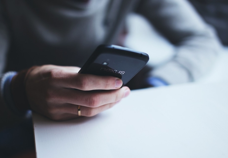 Μου ήρθε μήνυμα στο facebook πως η σελίδα ή ο λογαριασμός μου παραβιάζει τους όρους χρήσης. Τι να κάνω?